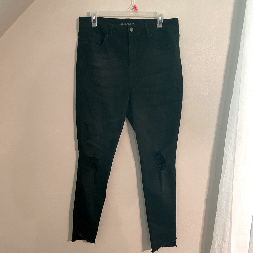 10 DOLLAR SALE ON EVERYTHING: High rise skinny Wild Fable Distressed Jeans